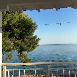 villa-maria-mola-kalyva.hotelschalkidiki.net/