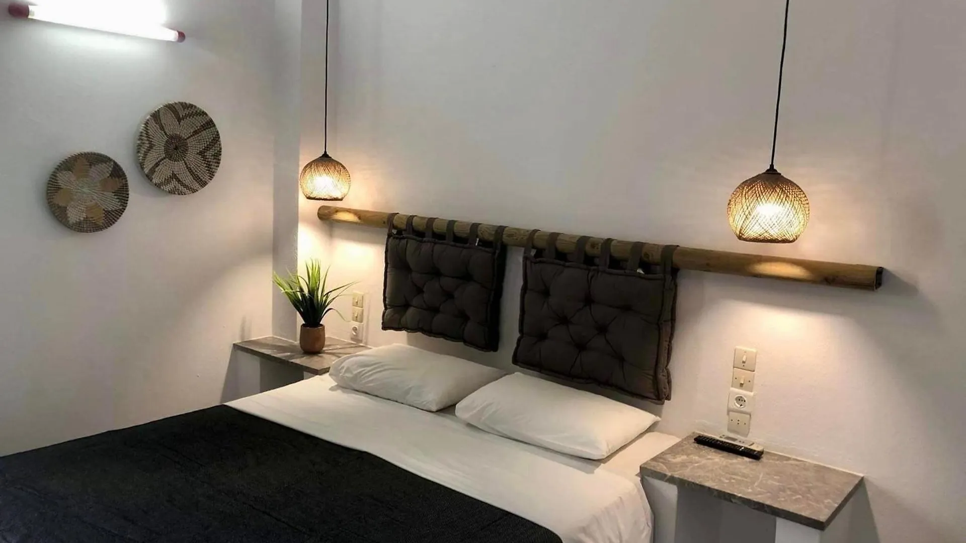 Olga Studios Kokkini Hani
